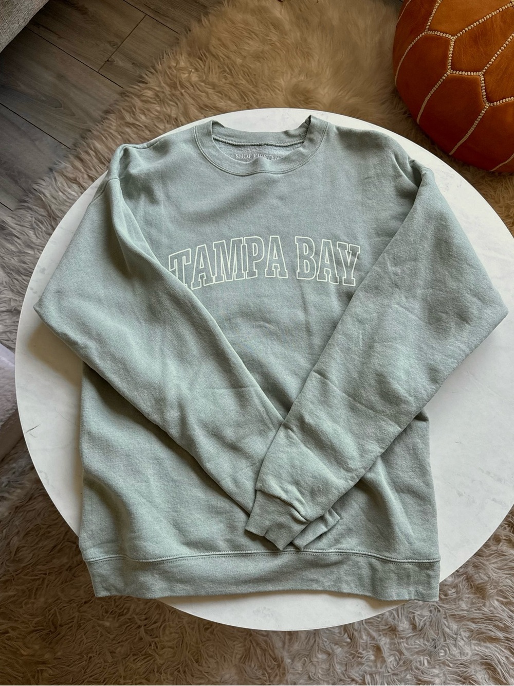 Tampa Bay Teal Sweatshirt Medium Cozy Graphic Crewneck Florida Pullover - Picture 7 of 7
